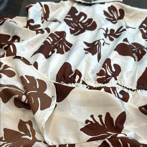 Forever 21 + 2X Brown and White Leaf Print Dress - Picture 10 of 11